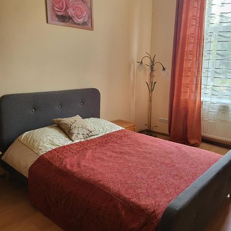 Apartment Near St. Elizabeth Church Lviv Exterior photo